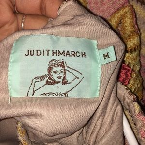Judith March off the shoulder dress!!